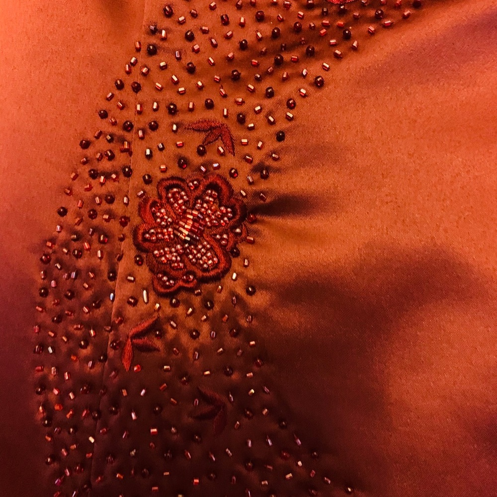 Beautiful Burgundy Sequins dress - Picture 4 of 4